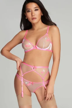 Suspender Belts | Suspender Belts><noscript><img width=