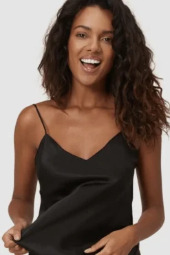 Silk Nightwear | Pyjama Tops>Simone Pérèle Dream Silk Camisole Black
