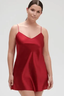 Silk Nightwear | Nighties, Babydolls & Chemises>Simone Pérèle Dream Silk Nightdress Tanga Red