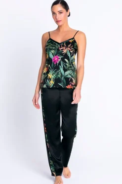 Pyjama Pants & Shorts | Mother's Day><noscript><img width=