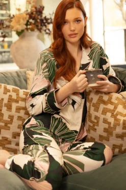 Pyjama Sets | Mother's Day>Fable u0026 Eve Highbury Floral Print Pyjama Set HighburyFloralPrint