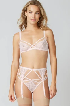 Underwired Bras><noscript><img width=