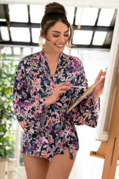 Kimonos & Robes | Mother's Day>Antigel Mille Petales Short Robe PetalesAquarelle