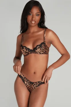 Plunge Bras | Underwired Bras><noscript><img width=