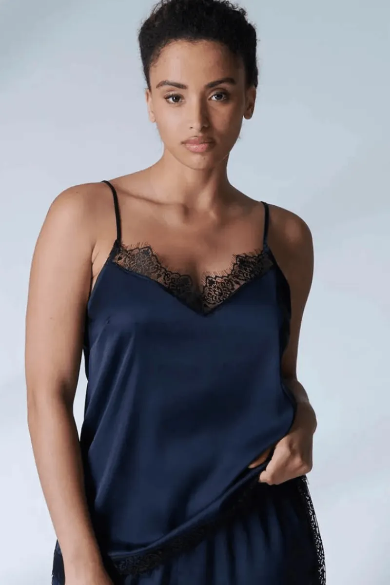 Pyjama Tops | Luxury French Lingerie>Simone Pérèle Satin Secrets Camisole Full Moon