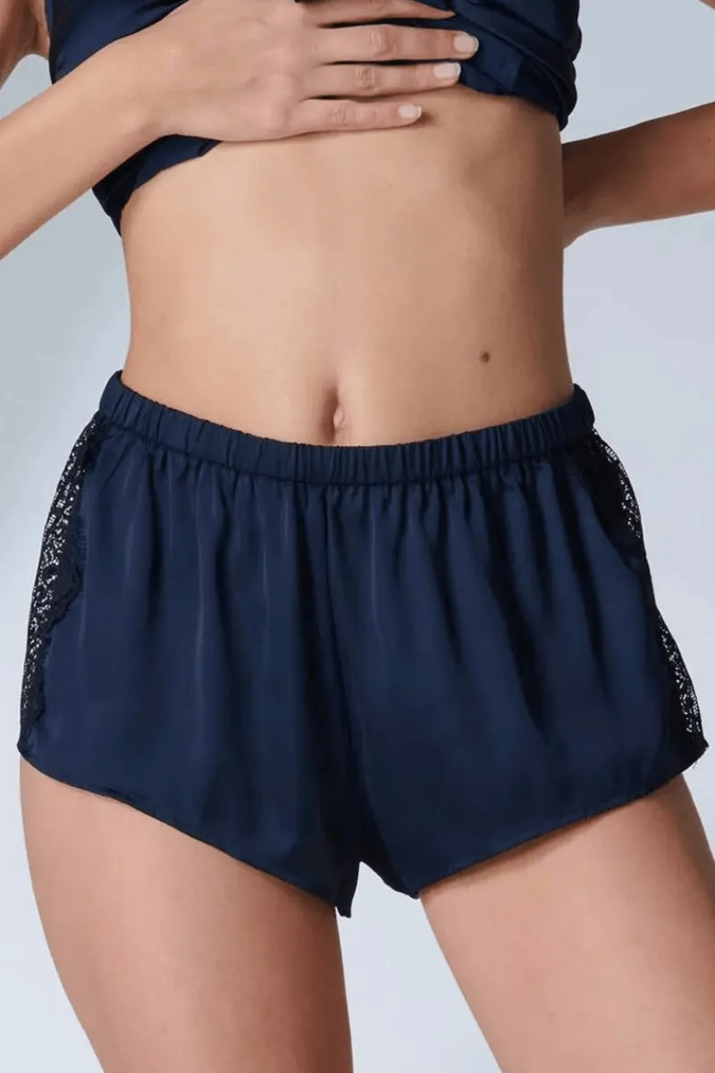 Pyjama Pants & Shorts | Luxury French Lingerie>Simone Pérèle Satin Secrets Short Full Moon