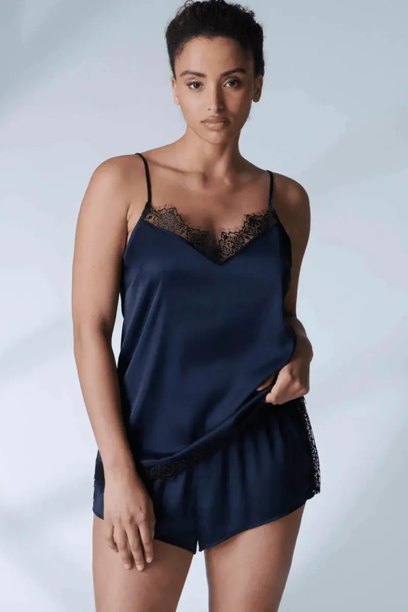Pyjama Pants & Shorts | Luxury French Lingerie>Simone Pérèle Satin Secrets Short Full Moon