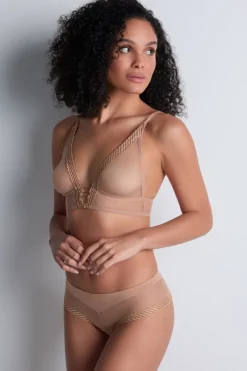 Sexy Lingerie | Luxury French Lingerie><noscript><img width=