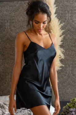 Silk Nightwear | Nighties, Babydolls & Chemises>Marjolaine Soie Unie Silk Short Slip Black