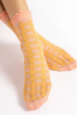 £30 And Under | Sheer Lingerie>FiORE Sunny Socks 15 Denier Peach/Rose