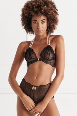 Sexy Lingerie | Halterneck Bras><noscript><img width=
