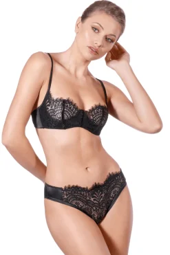 Underwired Bras><noscript><img width=