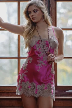 Silk Nightwear | Nighties, Babydolls & Chemises>Marjolaine Venus Silk Nightie Fuchsia/Gravel