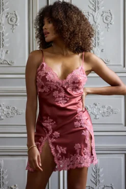 Silk Nightwear | Nighties, Babydolls & Chemises>Marjolaine Viviane Silk Nightie Chili/Pink